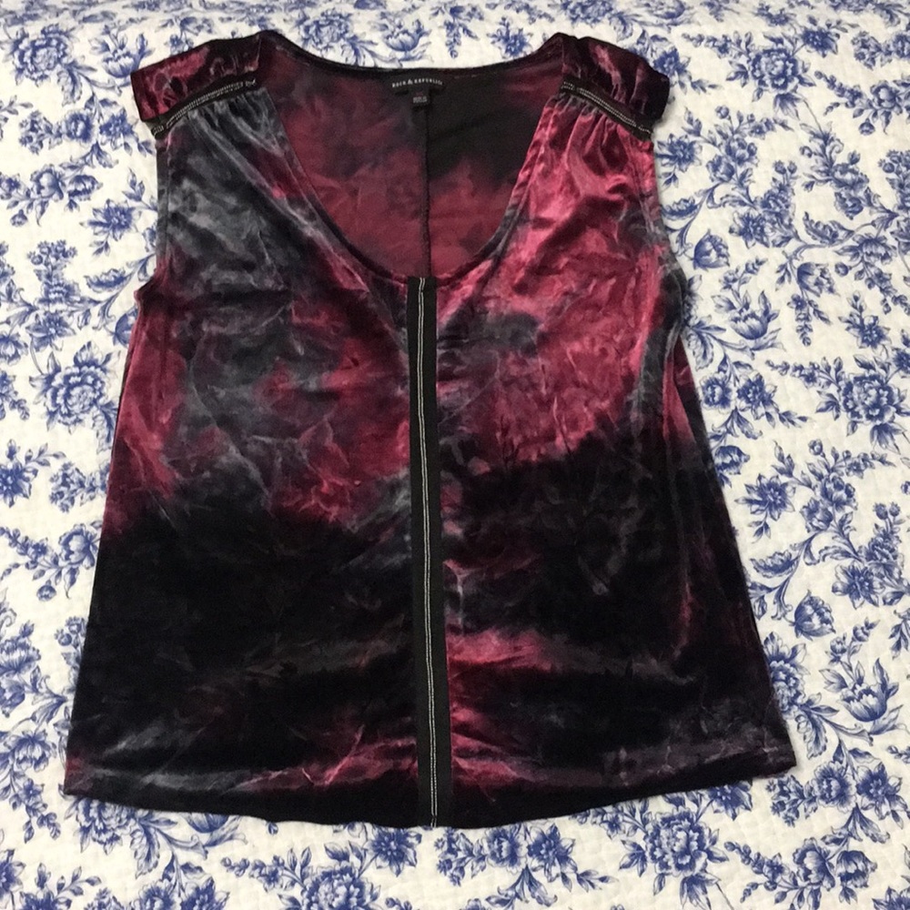 Sexy rock republic top